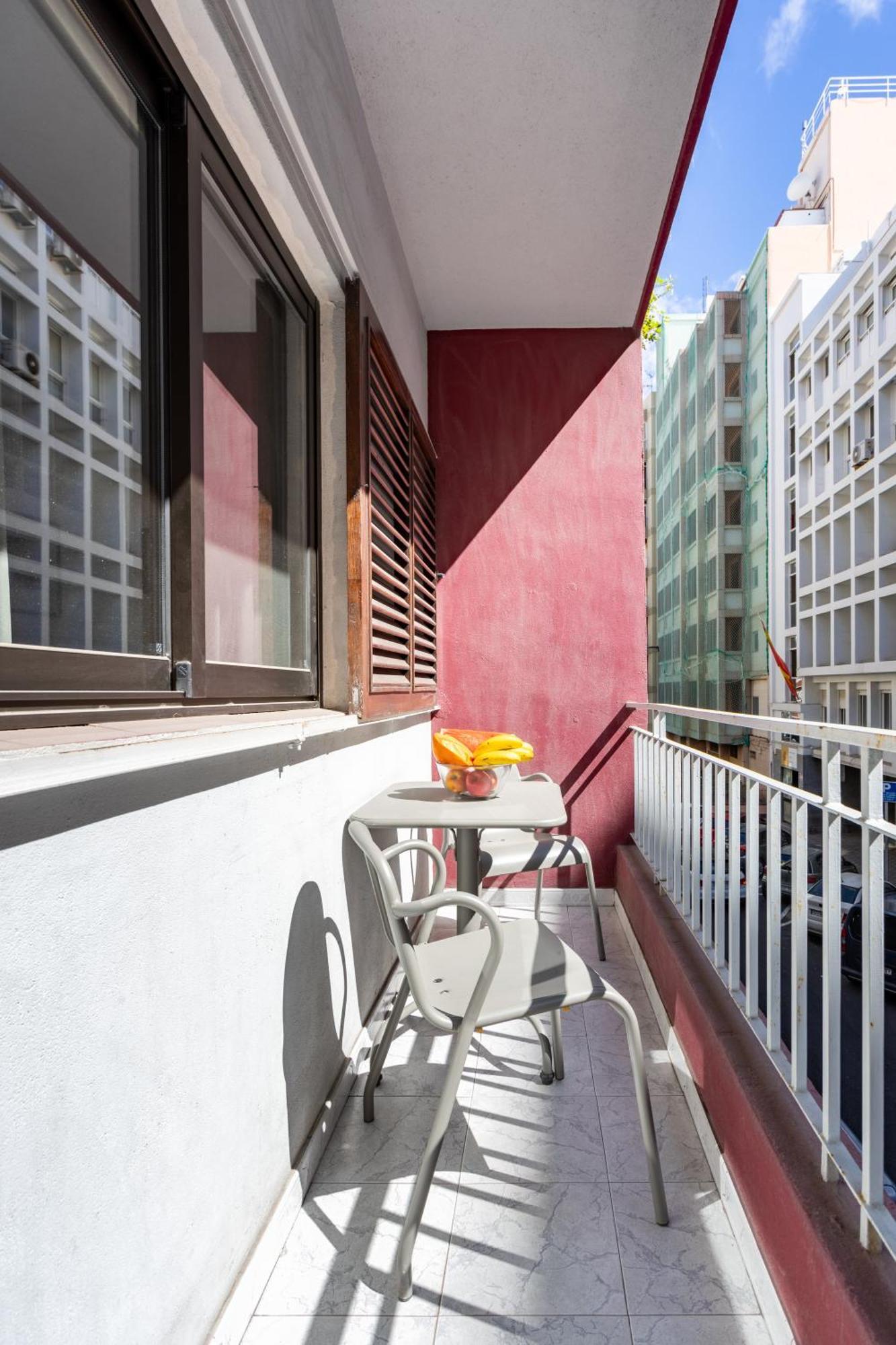 Home2Book Cozy Apt La Marina, Santa Cruz Center Bagian luar foto